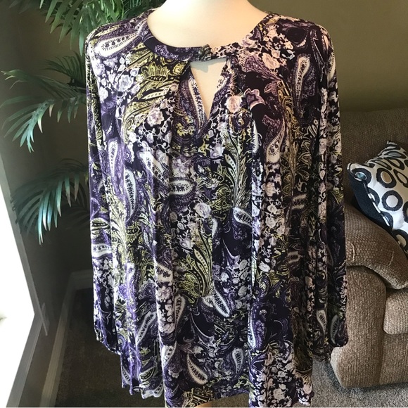 Macys Style & Co plus size long sleeve rayon flowy top - Picture 5 of 7